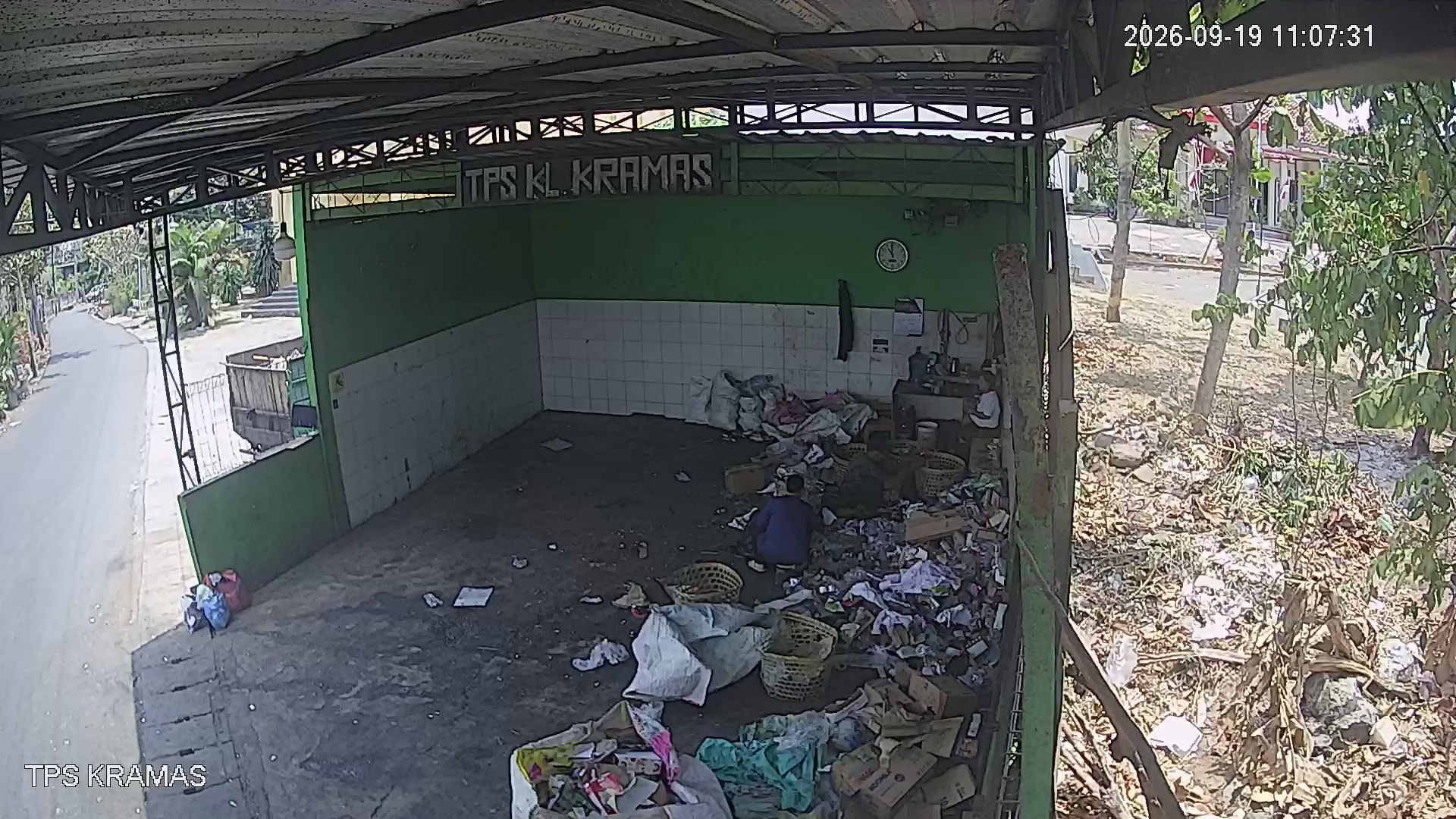 Deteksi AI sampah di TPS KRAMAS