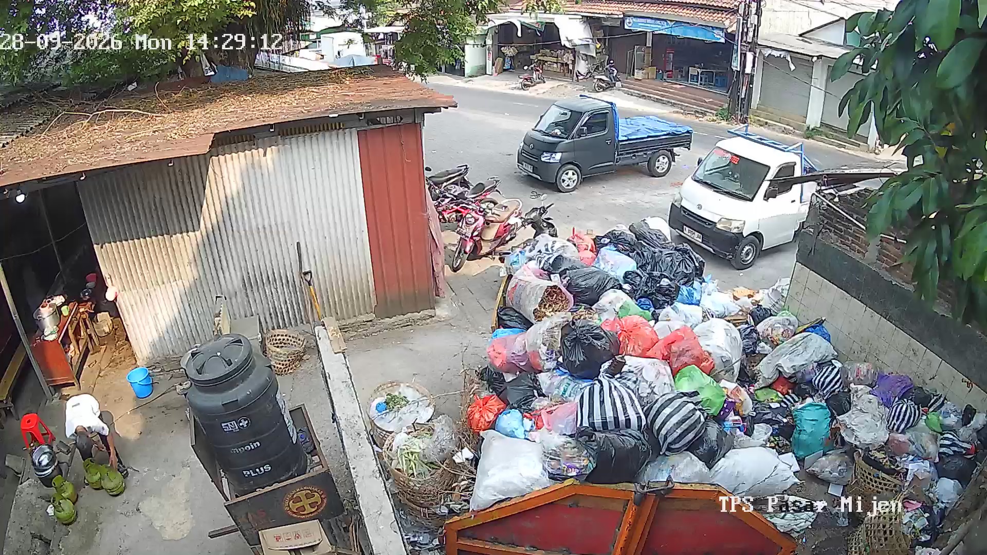 Deteksi AI sampah di TPS PASAR MIJEN